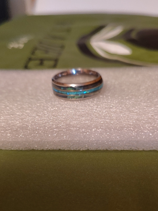 no brand Jewelry - Silver Ring with Turquoise Blue Inlay. Size 10.